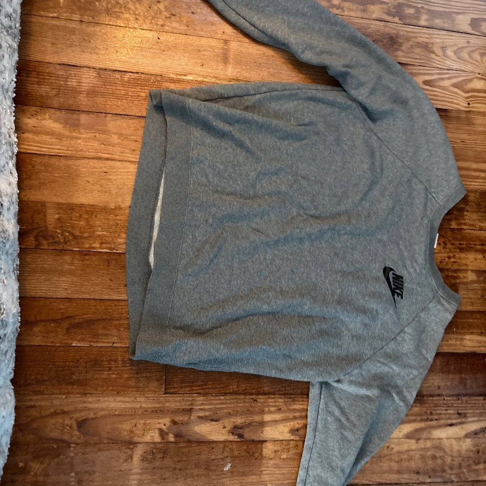 Nike crew neck